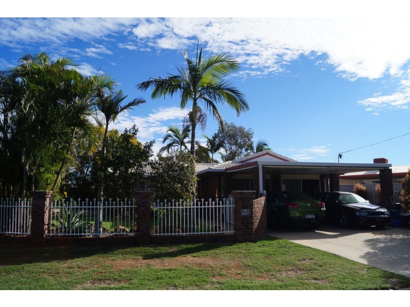 64 Staal Cres, Emerald QLD 4720