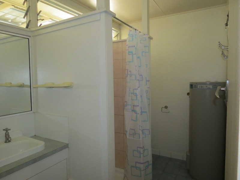 2/24 Old Airport Drive, Emerald QLD 4720