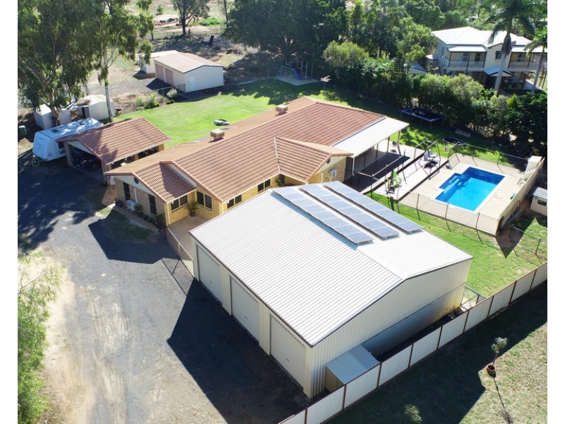 20B Crendon St, Emerald QLD 4720