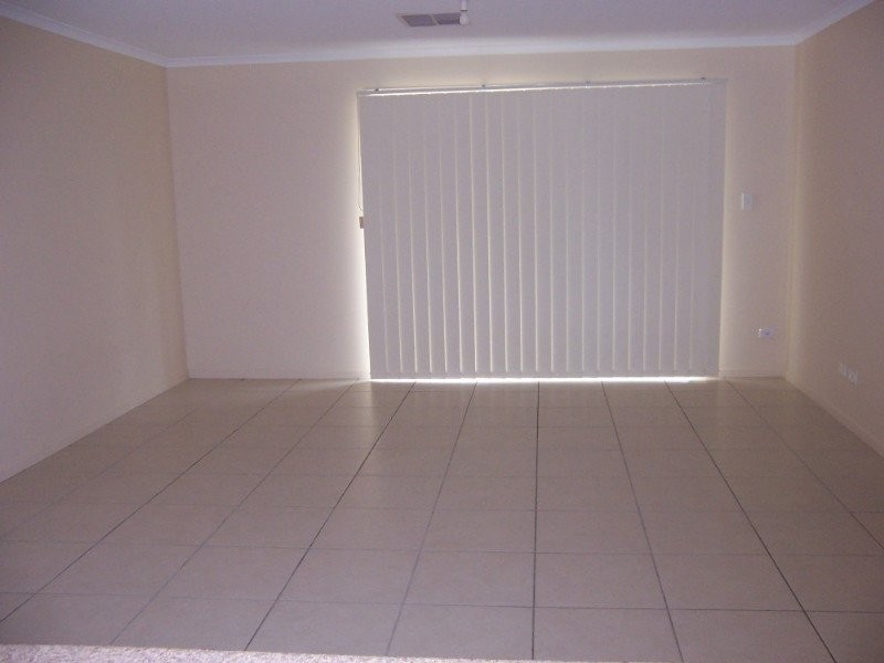 95 Moody Street, Emerald QLD 4720