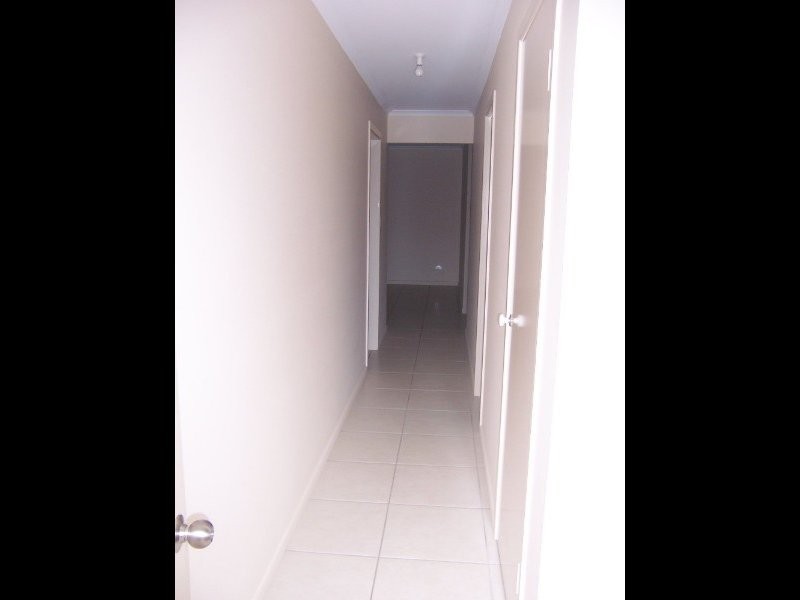95 Moody Street, Emerald QLD 4720