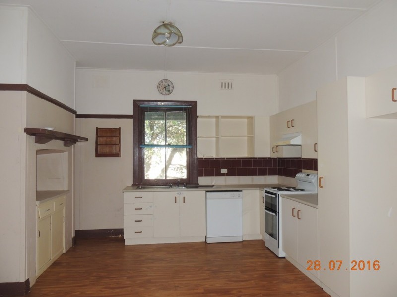 86 Dalgarno St, Coonabarabran NSW 2357