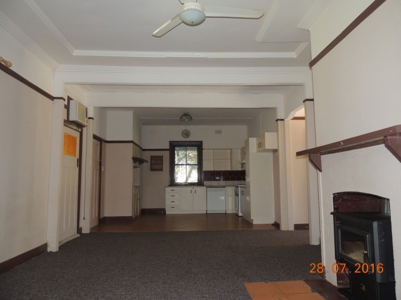 86 Dalgarno St, Coonabarabran NSW 2357