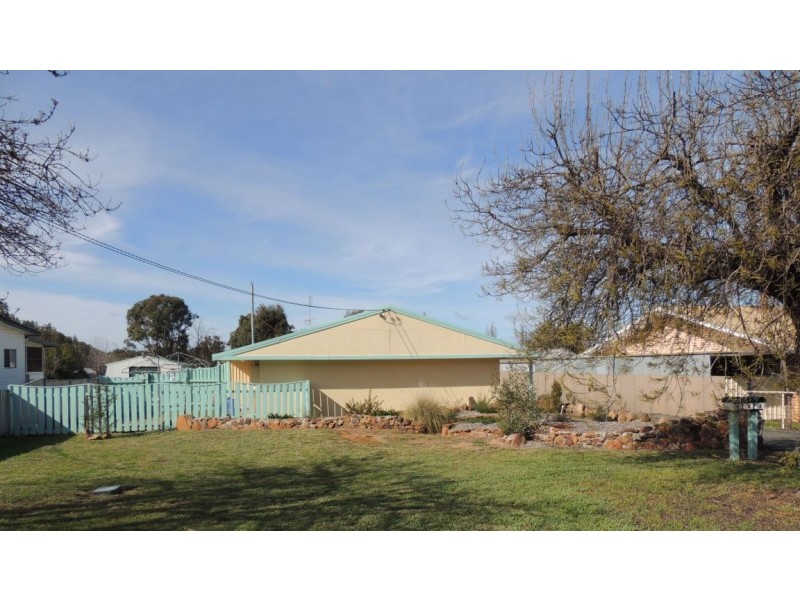 7 Hill Street, Coonabarabran NSW 2357