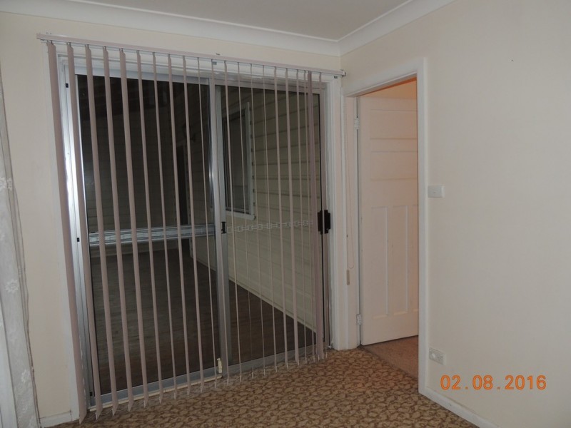 8 Chappell Ave, Coonabarabran NSW 2357
