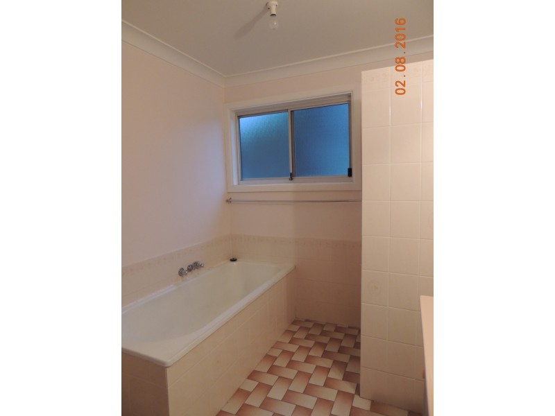 8 Chappell Ave, Coonabarabran NSW 2357