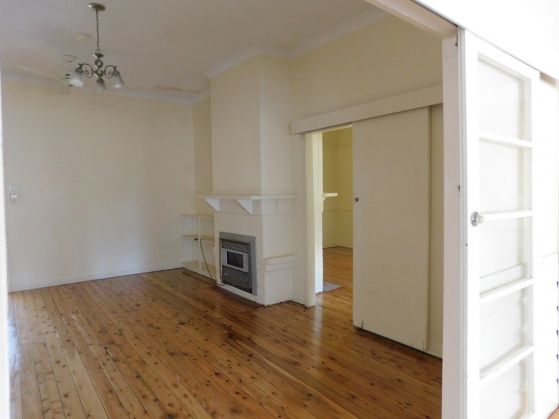 18 Chappell Ave, Coonabarabran NSW 2357
