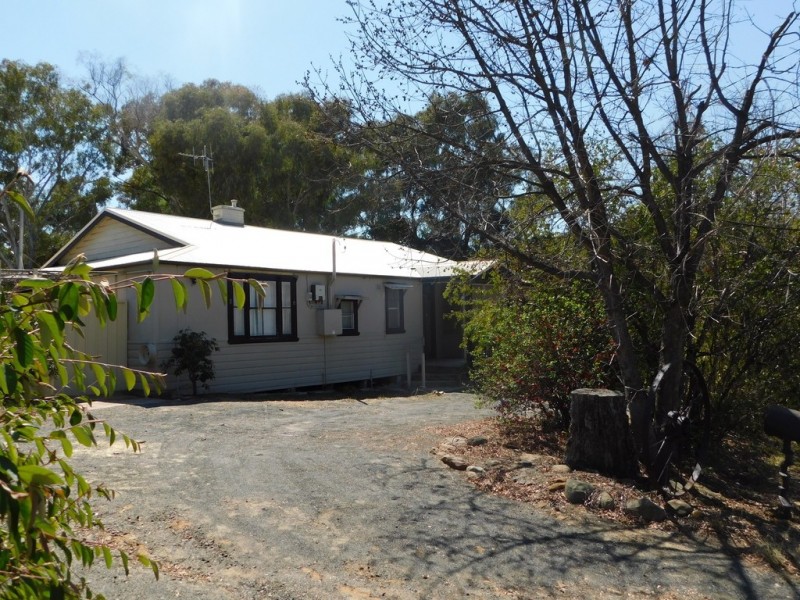 18 Chappell Ave, Coonabarabran NSW 2357