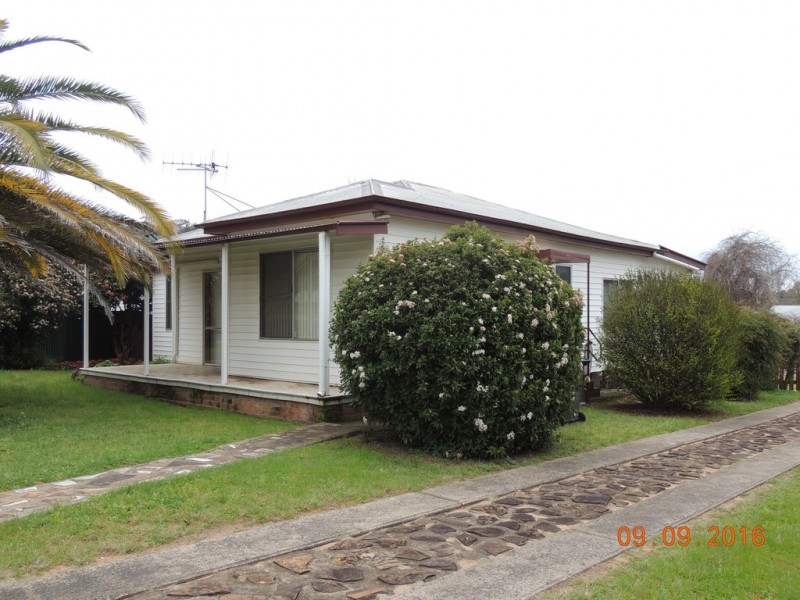 7 Little Timor St, Coonabarabran NSW 2357