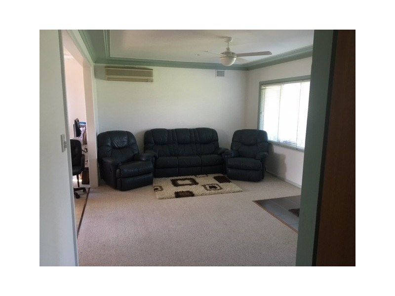 16 Knight St, Coonabarabran NSW 2357