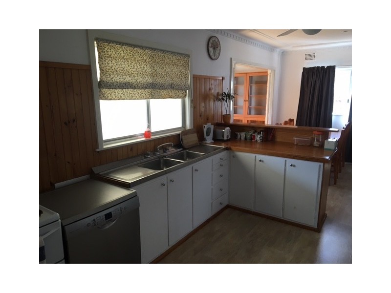 16 Knight St, Coonabarabran NSW 2357