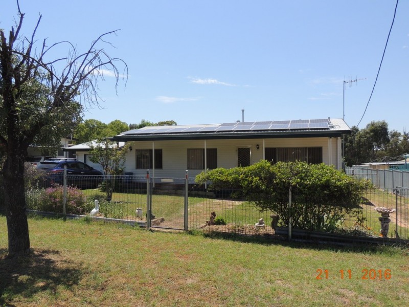 9 Hill St, Coonabarabran NSW 2357