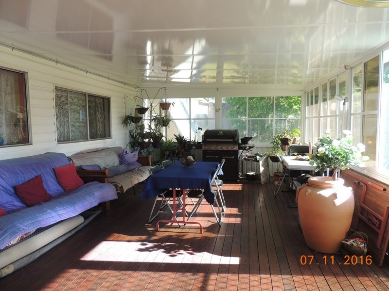 9 Hill St, Coonabarabran NSW 2357