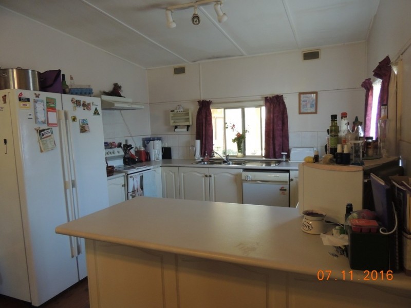 9 Hill St, Coonabarabran NSW 2357