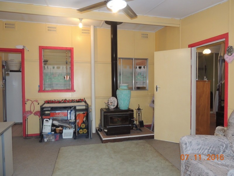 9 Hill St, Coonabarabran NSW 2357