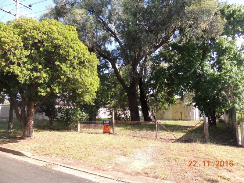 2 Short St, Coonabarabran NSW 2357