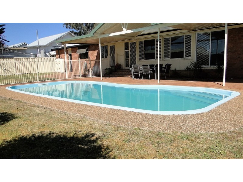 87 Dalgarno St, Coonabarabran NSW 2357