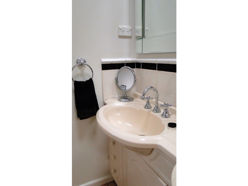 87 Dalgarno St, Coonabarabran NSW 2357