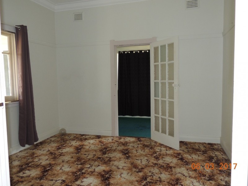 17 Knight St, Coonabarabran NSW 2357