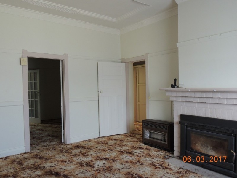 17 Knight St, Coonabarabran NSW 2357