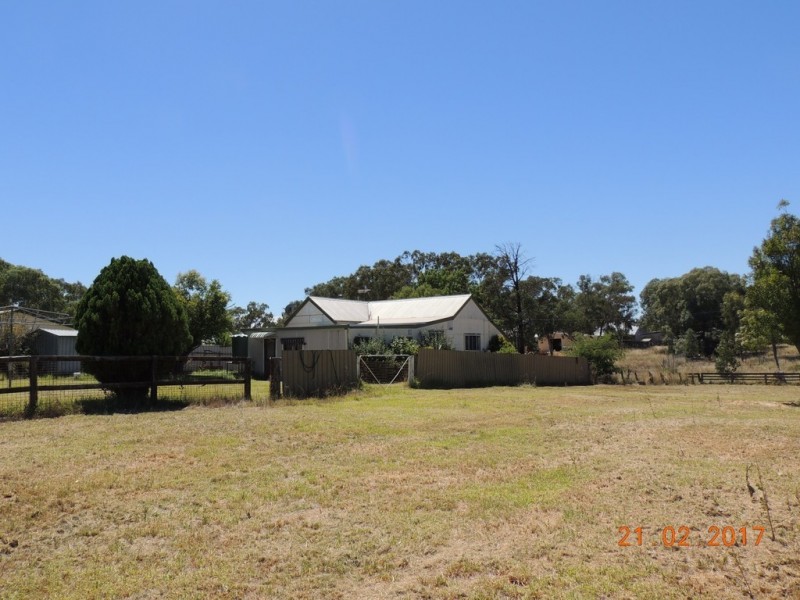 52-54 Cowper St, Coonabarabran NSW 2357