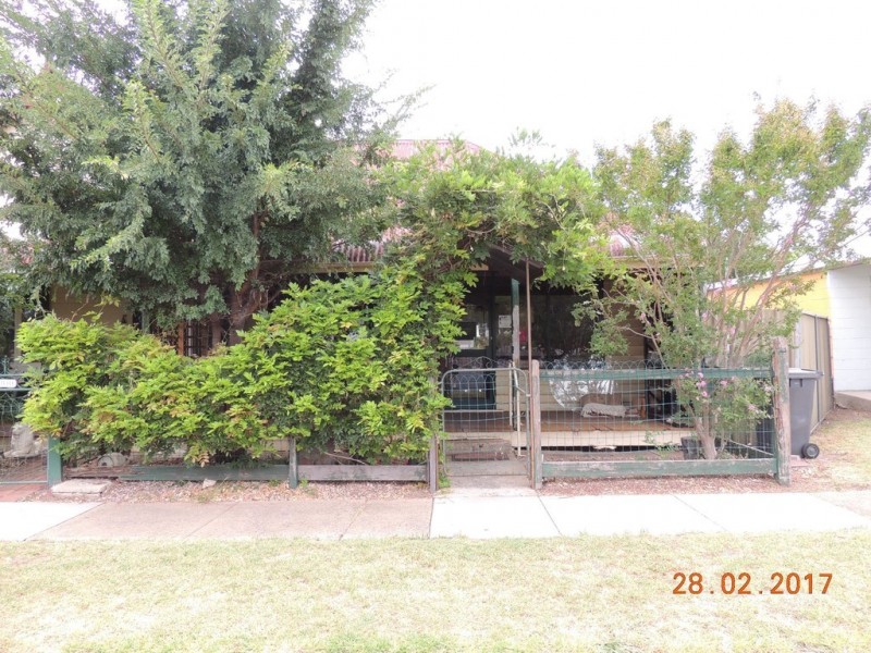 38 Dalgarno St, Coonabarabran NSW 2357