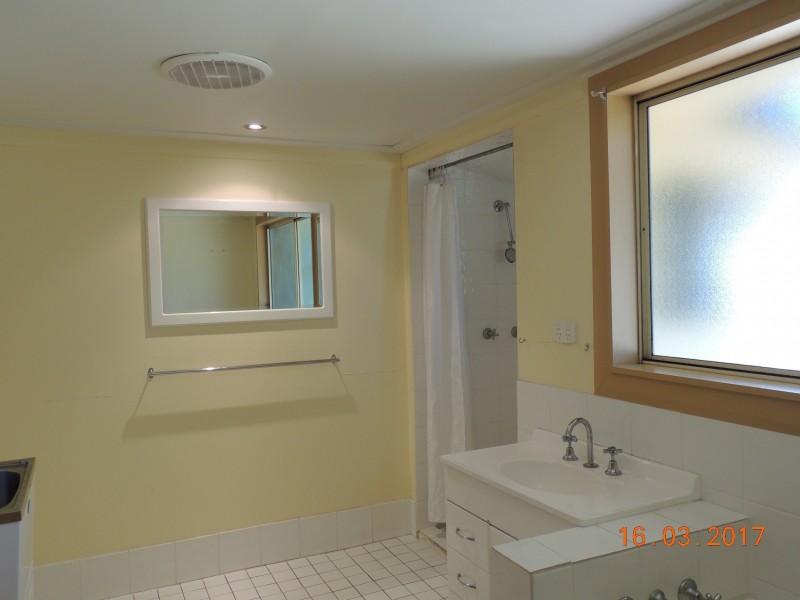 6-8 Cnr Baradine Rd and North St, Coonabarabran NSW 2357