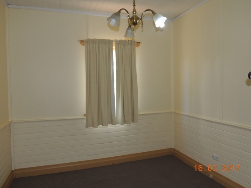 6-8 Cnr Baradine Rd and North St, Coonabarabran NSW 2357
