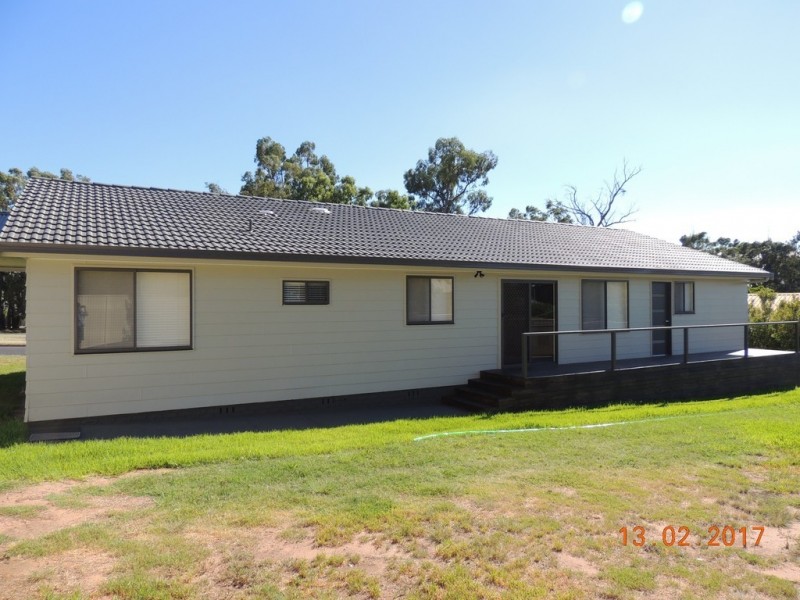 2 Gordon St, Coonabarabran NSW 2357