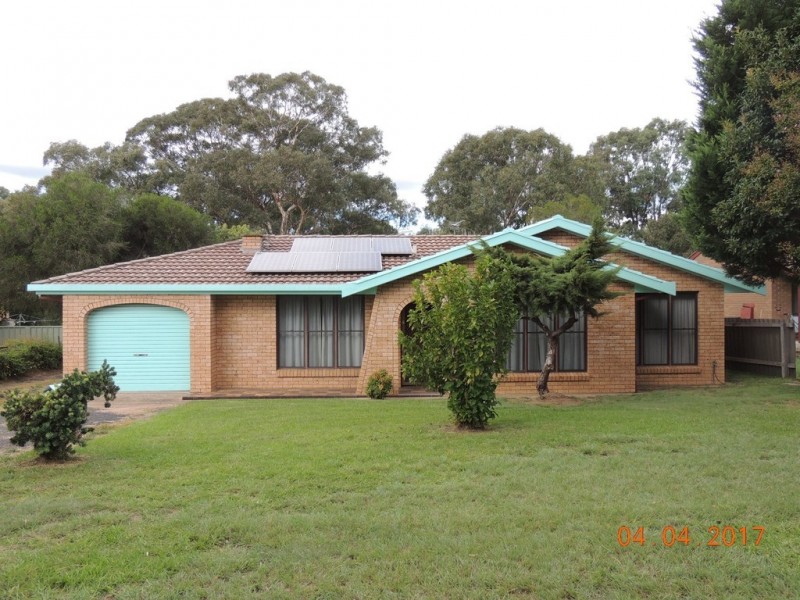 13 Rundle, Coonabarabran NSW 2357