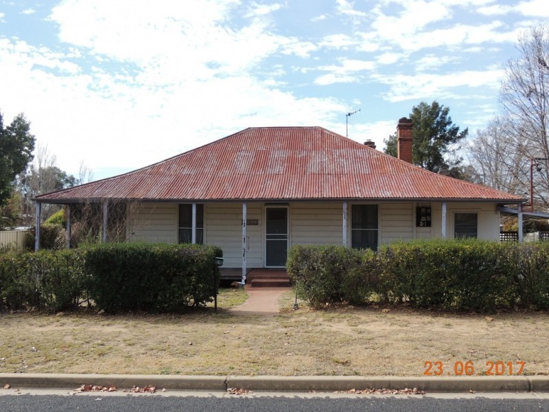 9 Namoi St, Coonabarabran NSW 2357