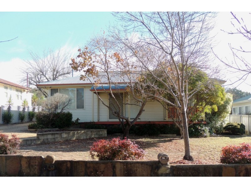 5 Clarke Street, Coonabarabran NSW 2357