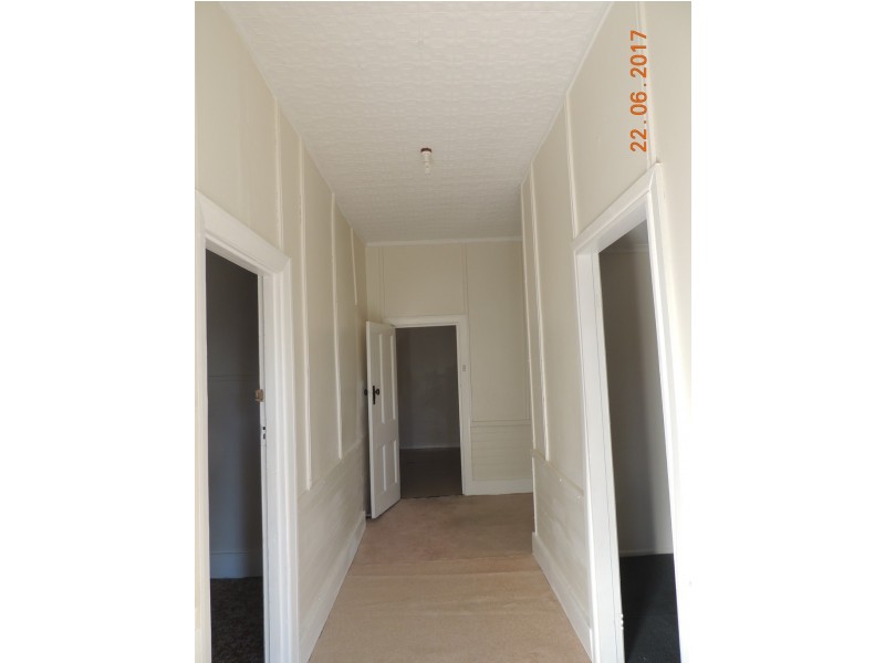 60 Edwards St, Coonabarabran NSW 2357