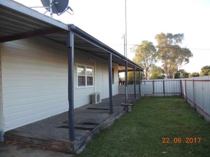 60 Edwards St, Coonabarabran NSW 2357