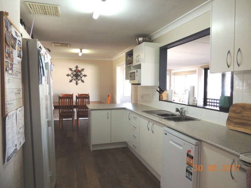 20 King St, Coonabarabran NSW 2357