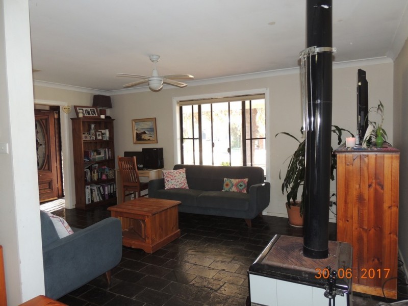 20 King St, Coonabarabran NSW 2357