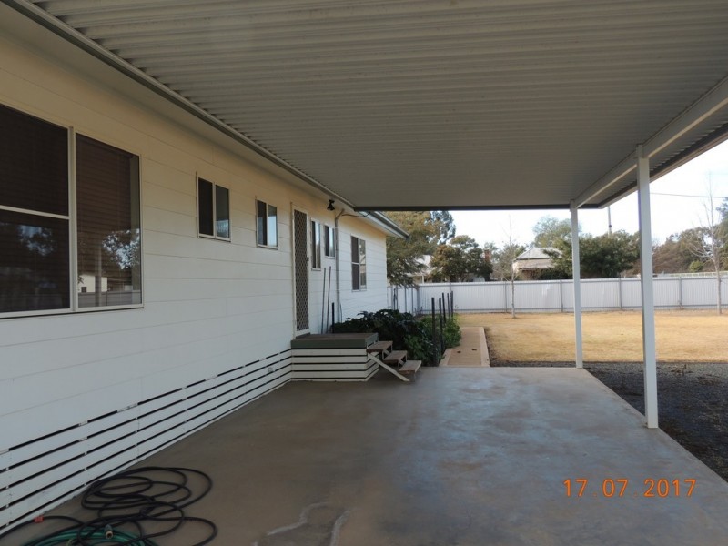 2-4 Lachlan St, Baradine NSW 2396