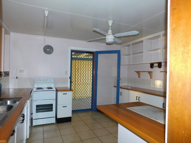 81 Edwards St, Coonabarabran NSW 2357