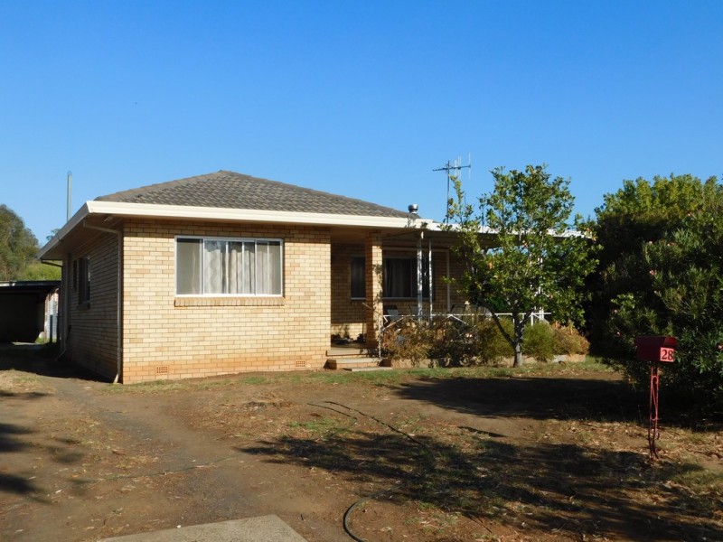28 Camp St, Coonabarabran NSW 2357