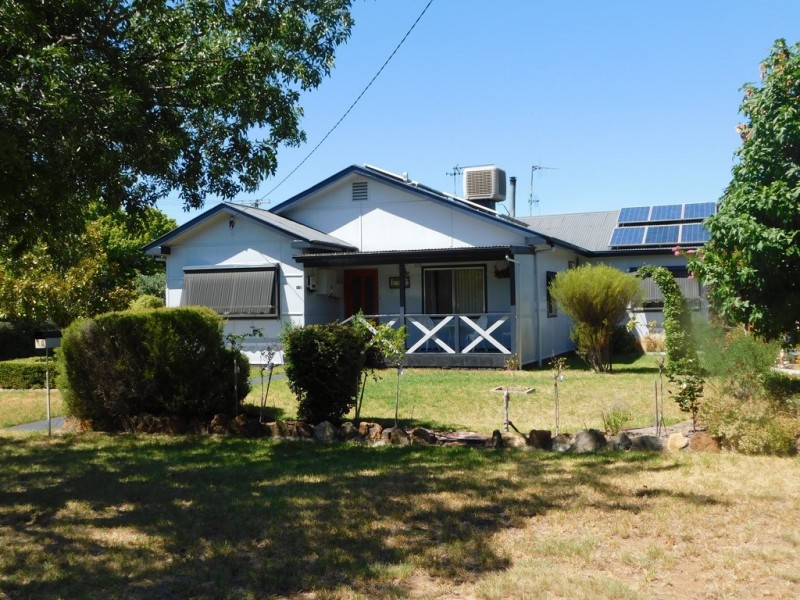 10 Eden Street, Coonabarabran NSW 2357