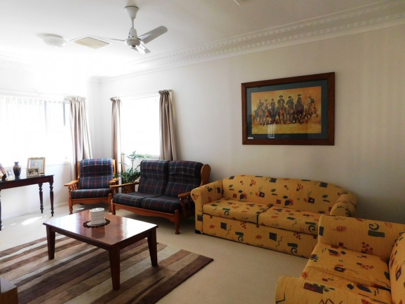 10 Eden Street, Coonabarabran NSW 2357