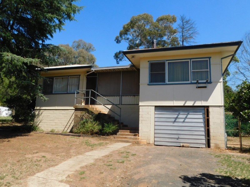 6 Jubilee St, Coonabarabran NSW 2357