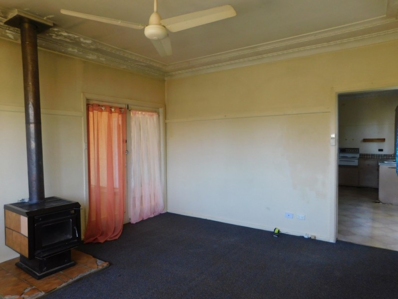 6 Jubilee St, Coonabarabran NSW 2357