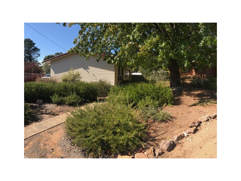 5 Belar St, Coonabarabran NSW 2357