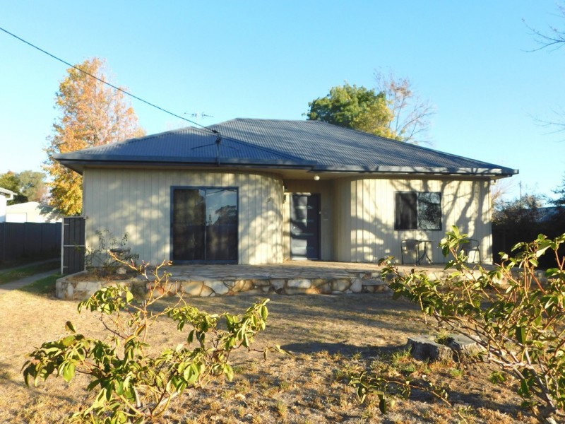 88 Cassilis St, Coonabarabran NSW 2357