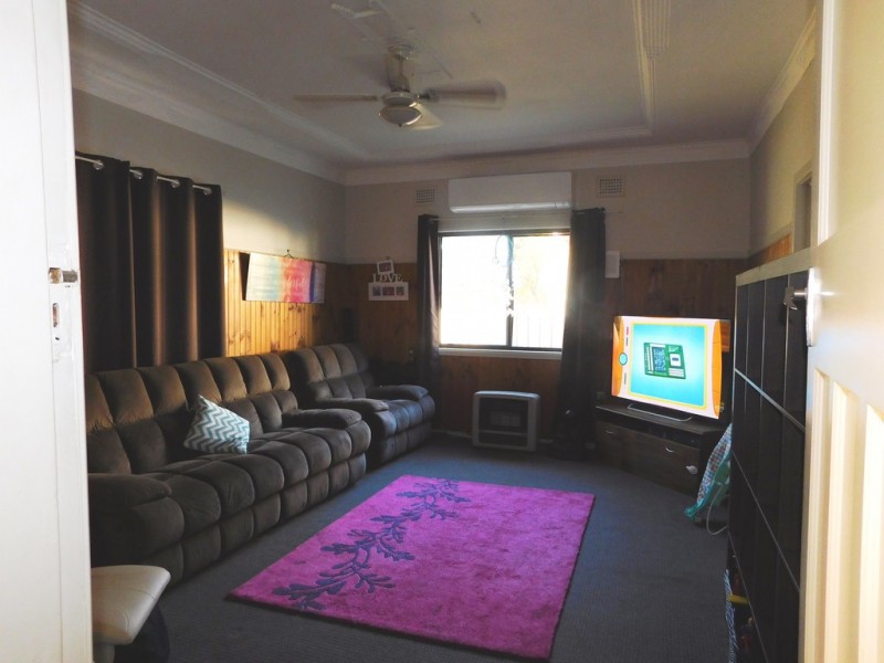 88 Cassilis St, Coonabarabran NSW 2357