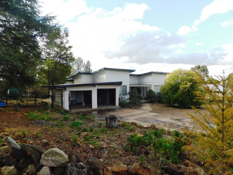 1 Cassilis St, Coonabarabran NSW 2357