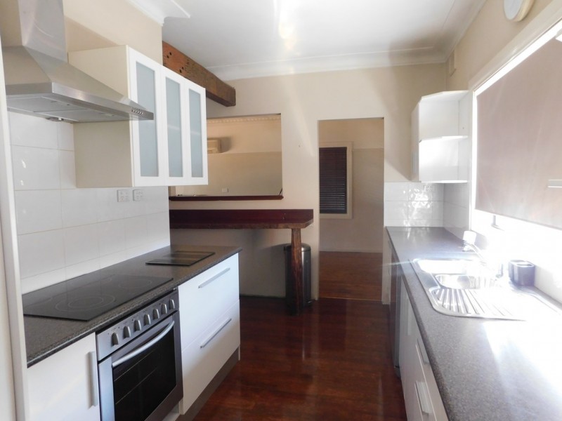 29 Charles St, Coonabarabran NSW 2357