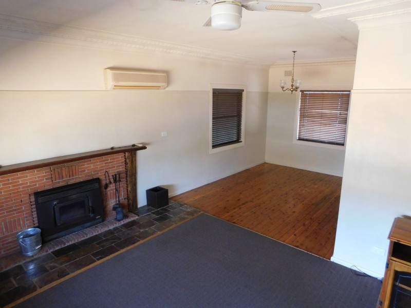 29 Charles St, Coonabarabran NSW 2357