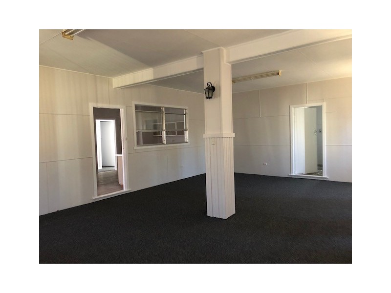 27 Knight St, Coonabarabran NSW 2357